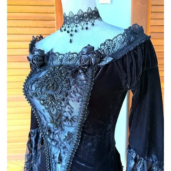 Devil Fashion Gothic Victorian Vampire Black Velvet Beaded Rose & Lace Top - Picture 6 of 16